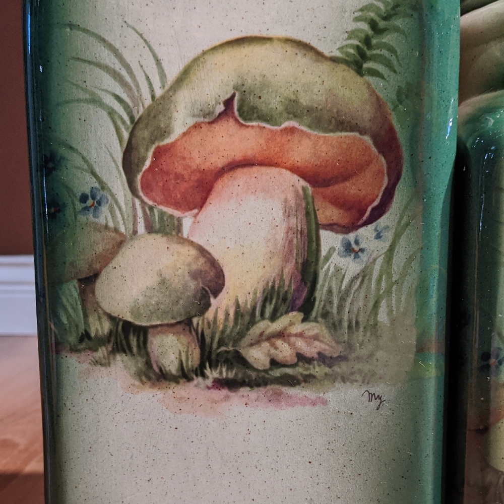 Handcrafted Mushroom Canister Set - Green and Cream - Picture 8 of 11